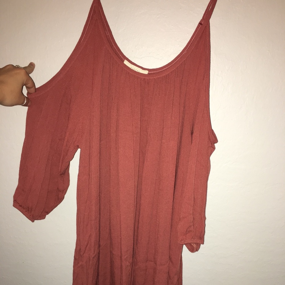 Short dress. Spaghetti straps